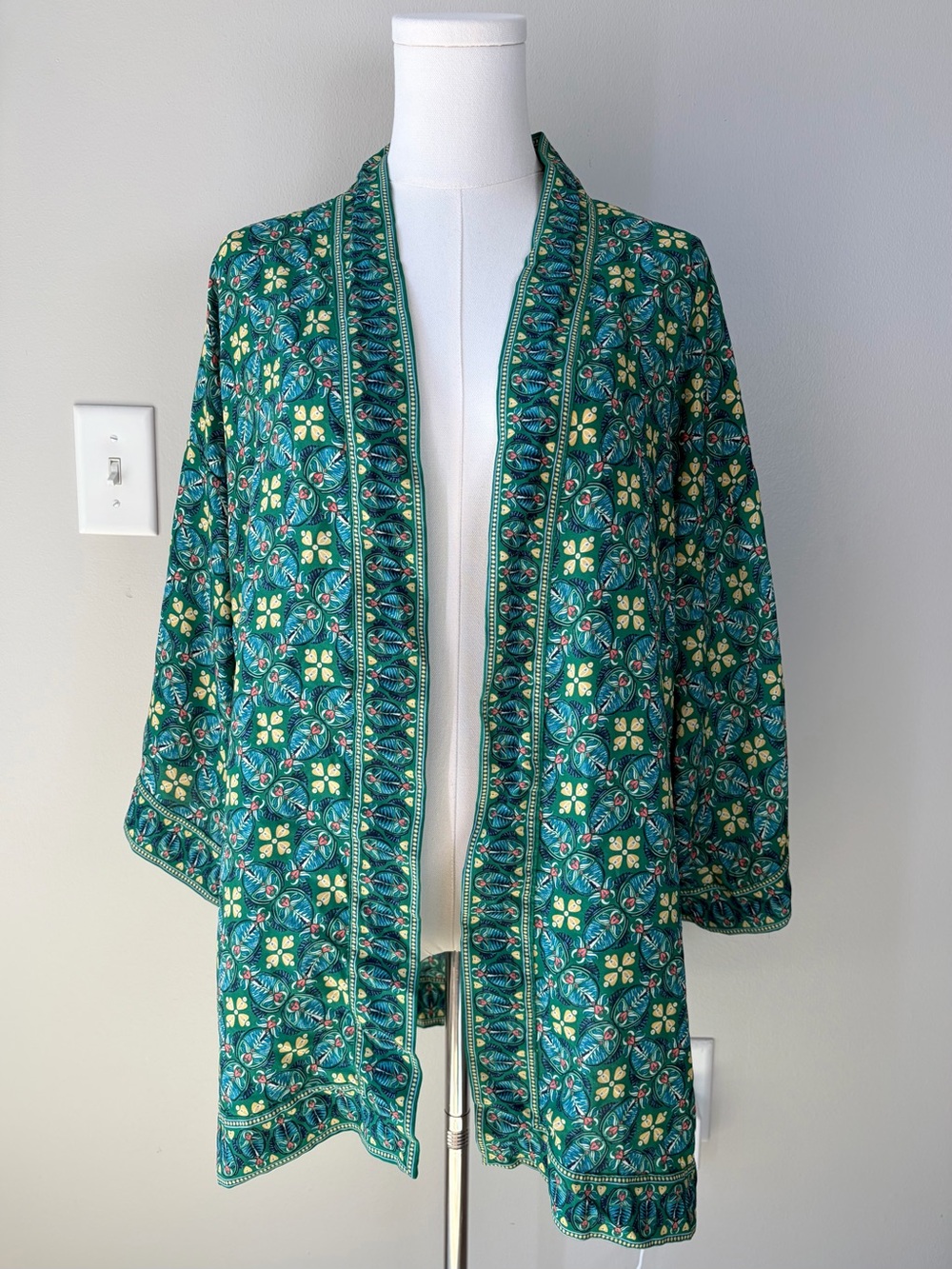 Max Studio Green Abstract Artsy Patterned Short Sleeve Open Kimono Boho Layering
